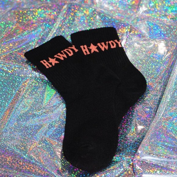 The "Howdy" Socks Black Crew Socks w/ Pink Lettering (One Size) - Picture 2 of 3